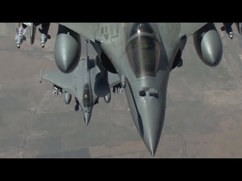 French military video shows airstrikes against Islamic State in Iraq