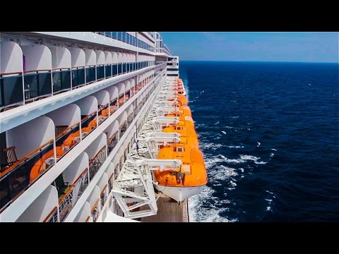 Queen Mary 2 - Transatlantic travel. Absolutely unofficial guide HD.