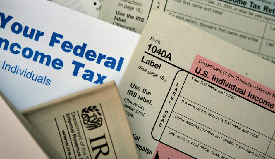 Tax Day 2016: Why The Deadline For Income Tax Filing Was Moved From April 15 To April 18 This Year