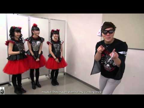 Hikakin report and interview with BABYMETAL at Makuhari Messe (Alternative Subtitles)