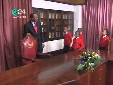 President Uhuru Treats Pupils To State House Tour