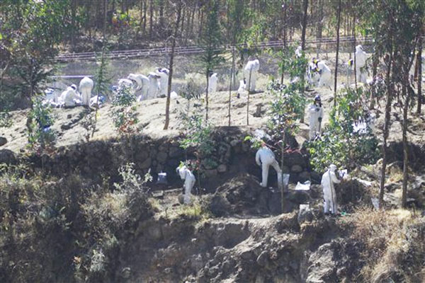 On July 25, 45 tonnes of copper concentrate slurry spilled from a pipeline Santa Rosa de Cajacuy, dousing the village with a witch's brew of toxic dust and sludge.