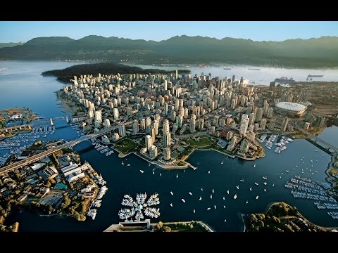 VANCOUVER , BRITISH COLUMBIA / CANADA - A WALKING TRAVEL TOUR - 4K