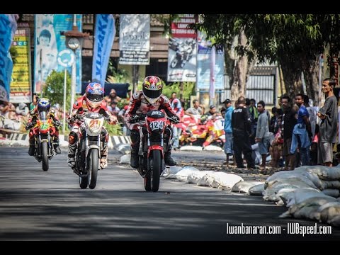 Honda CB/R150 versi racing (HRC 2015)