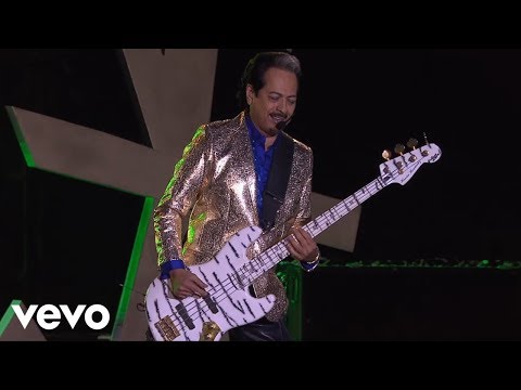 Los Tigres Del Norte - La Mesa Del Rincón (En Vivo)