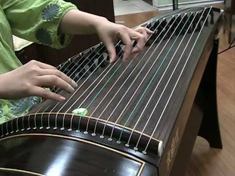 Guzheng: "Spring River Flower Moon Night" 古筝 - 春江花月夜