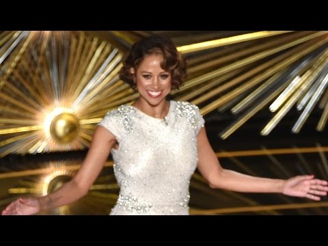 Stacey Dash's Awkward Oscars Cameo