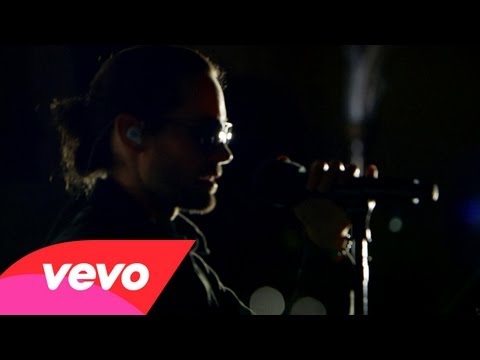 Thirty Seconds To Mars - Kings and Queens (VEVO Presents)