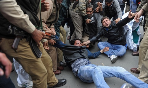 Several injured, detained as anti-India protests gain momentum in occupied Kashmir