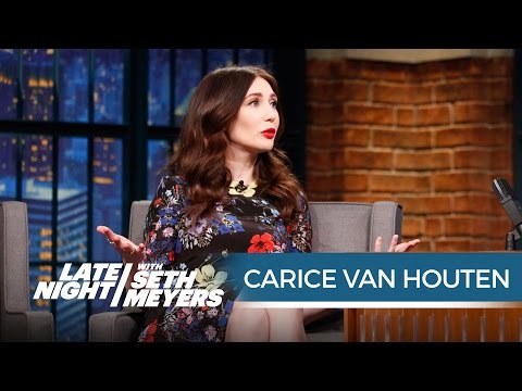 Carice van Houten Talks Game of Thrones - Late Night with Seth Meyers