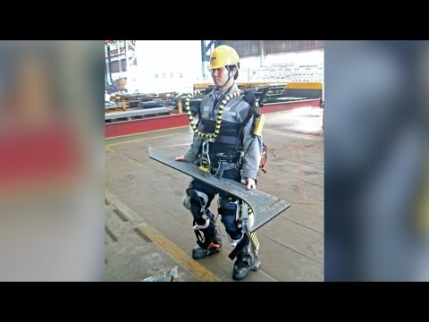 Shipyard Workers Use Robotic Suit To Have Super Strength