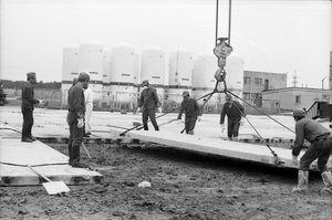 File - After the accident at the Chernobyl Nuclear Power Plant, thousands of Soviet soldiers assist with the cleanup, 1 May, 1986.