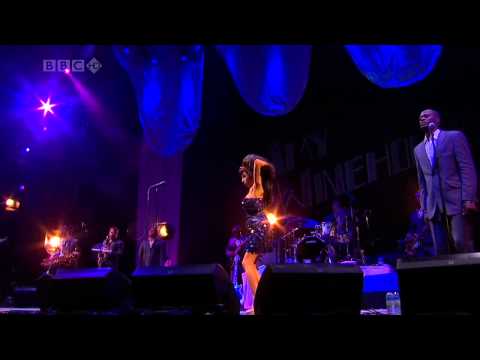 Amy Winehouse Full Concert HD) in Live At Glastonbury Festival 2008youtube_original