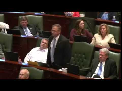 American Politician very angry, he knows what new world order is about!