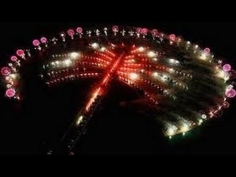 2015 Midnight Fireworks: Palm Jumeirah, Dubai (Full Show HD)