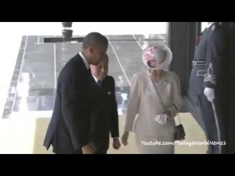 Obama meets Japanese Emperor Akihito at Imperial Palace