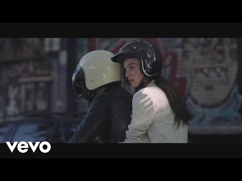 Leiva, Natalia Lafourcade - Slowly