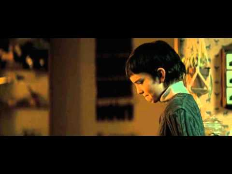 Let Me In (2010) - Change of Clothes Scene