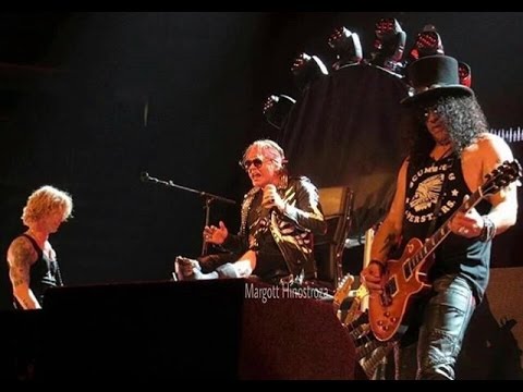 Guns N' Roses - Paradise City (Live Las Vegas 2016 Reunion Concert on 8th April)