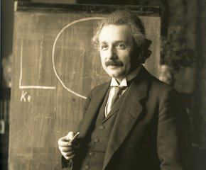 Albert Einstein 