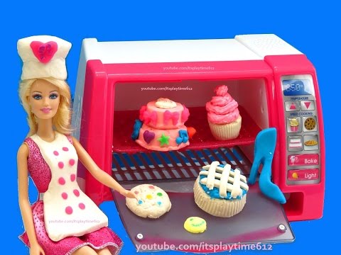 Play-Doh Barbie Doll'icious Pastry Chef Make and Bake Decorate Cakes Cookies Blueberry Pie