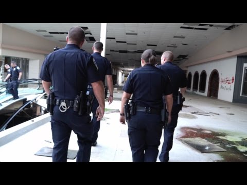 Urban Exploration : Rolling Acres Mall : BUSTED BY AKRON POLICE!!