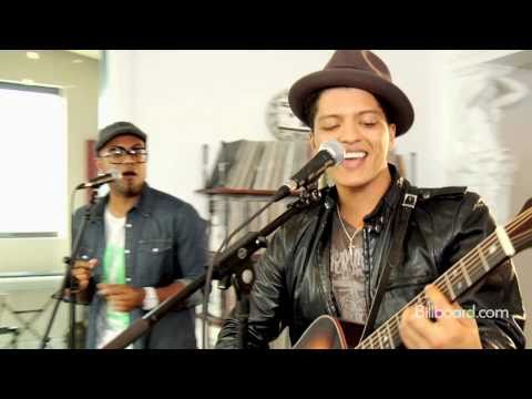 Bruno Mars - "The Lazy Song" (Studio Session) LIVE!!!!