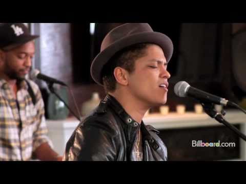 Bruno Mars - "Grenade" (Studio Session) LIVE!!!