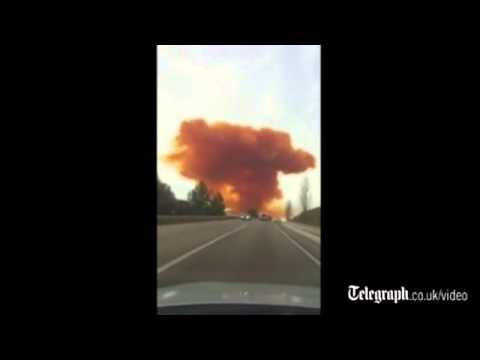 Toxic orange cloud over Spanish town after chemical blast