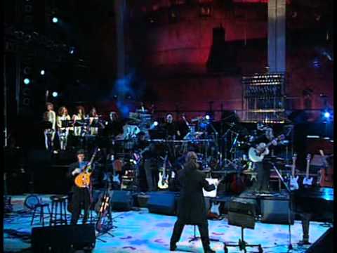 Mike Oldfield - Tubular bells II (Live in Edinburgh castle) 1992