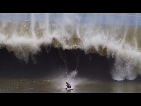 Brad Domke Skimboards Better Than You'll Ever Surf