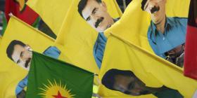 Ocalan's face on flags