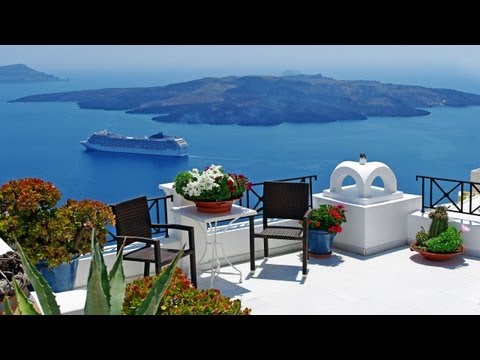 Santorini, Greece Travel Guide - Must-See Attractions