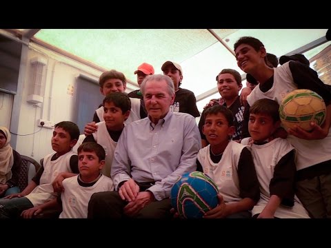 Jordan: Jacques Rogge Promotes Sport in Azraq Camp