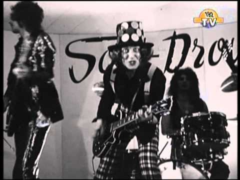 Slade - Cum on feel the noize ( Rare Original Footage French TV 1973 )