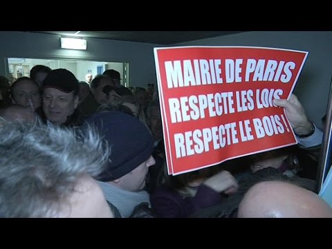 Centre d’hébergement de migrants au bois de Boulogne: le XVIe arrondissement se rebiffe