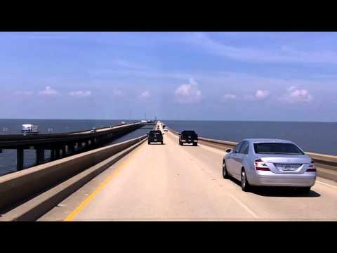 The World's Longest Overwater Bridge (the Lake Pontchartrain Causeway)