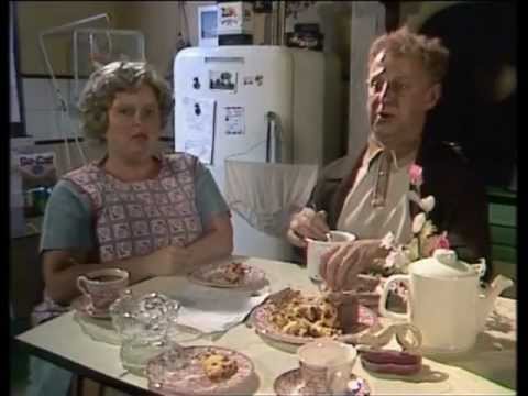 VERY FUNNY!!! Fast Forward - Series 1 - Episode 1 (1989)