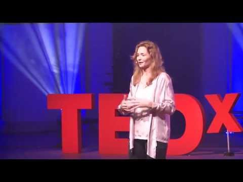 Cultural difference in business | Valerie Hoeks | TEDxHaarlem