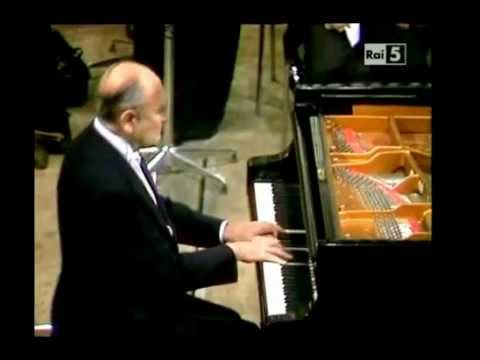 Rachmaninov: Piano Concerto n.1 - Nikita Magaloff