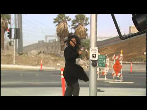 News Blooper:  Palm Springs CBS reporter gets blown away!