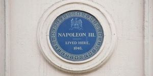 What Is The Oldest Blue Plaque In London?