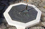 Sundial at the Berkeley Botanical Garden at noon