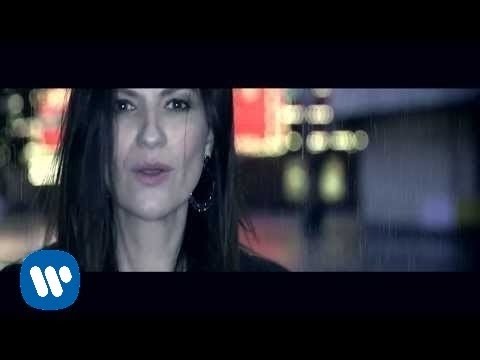 Laura Pausini - Se Fué with Marc Anthony (OFFICIAL VIDEOCLIP)