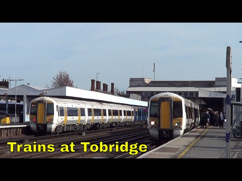 British trains, rail traffic at Tonbridge station