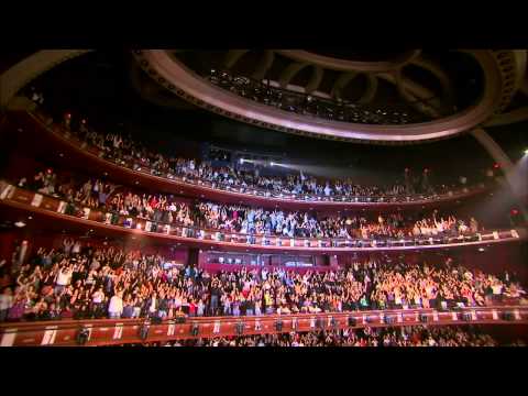 Andy - "Ma Hameh Irooni Hasteem" Live at the Kodak Theatre Official Video / www.andymusic.com