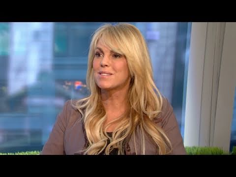 Dina Lohan on 'GMA': Media to Blame for Lindsay's Troubles (02.18.11)