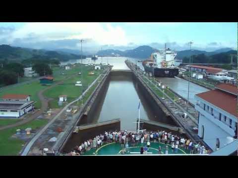 Panama Canal Full Transit in 5-minutes,  Cruzando el Canal de Panama en 5 minutos