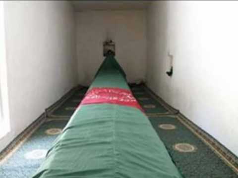 Graves of prophets and great people in Islam.Quran S. Layl. Abdul Basit