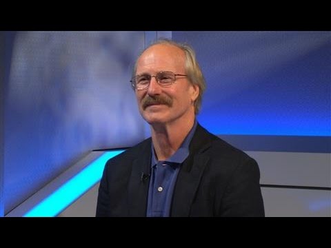 William Hurt on 'Humans,' Robots and Red Hulk